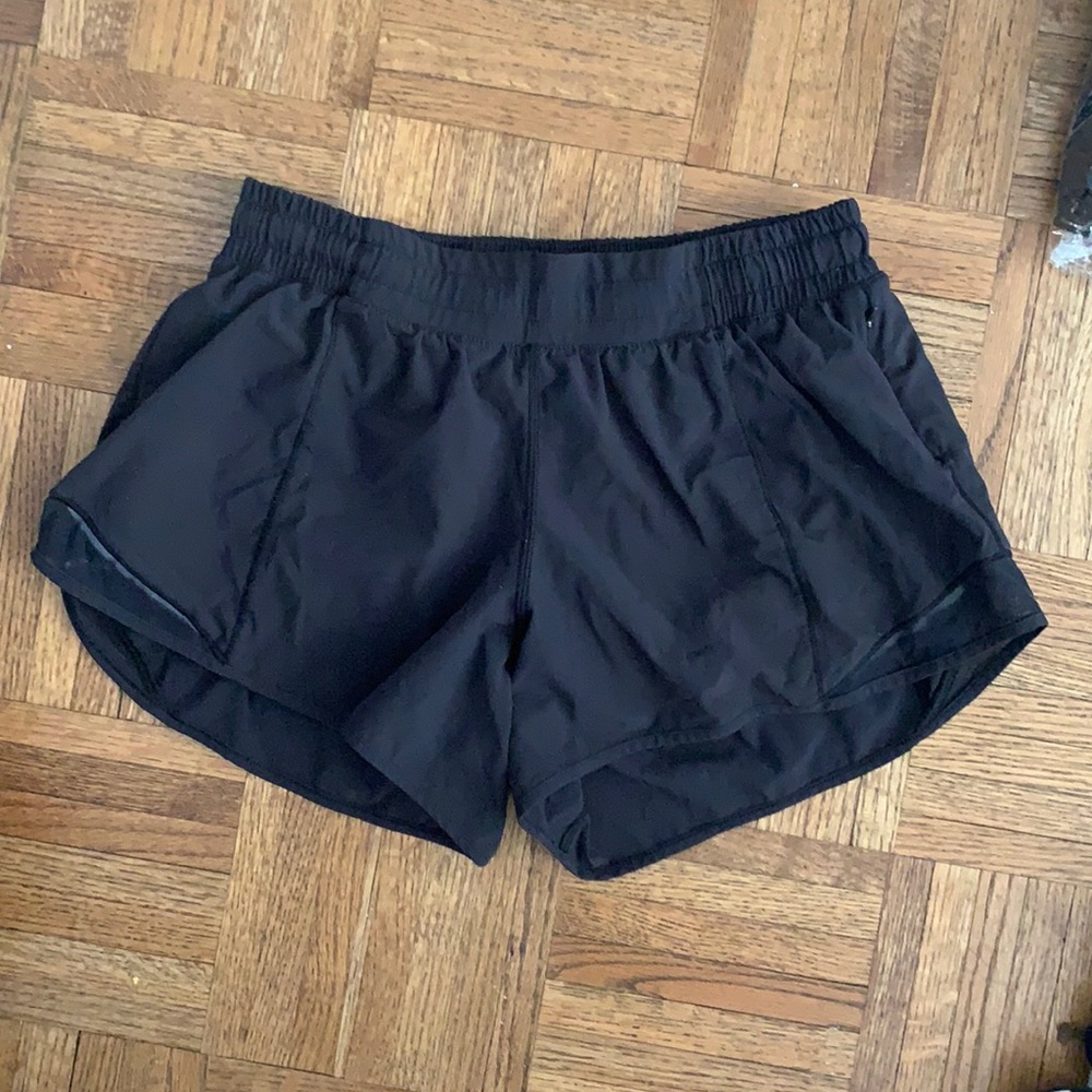 Lululemon black shorts